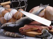 Állatkínzásnak tartják az élõhal-árusítást